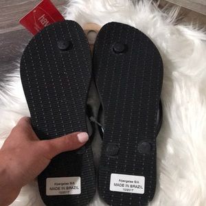 Havaianas Shoes - NWT Havainas- Black Havaianas Shoes - NWT Havainas- Black
